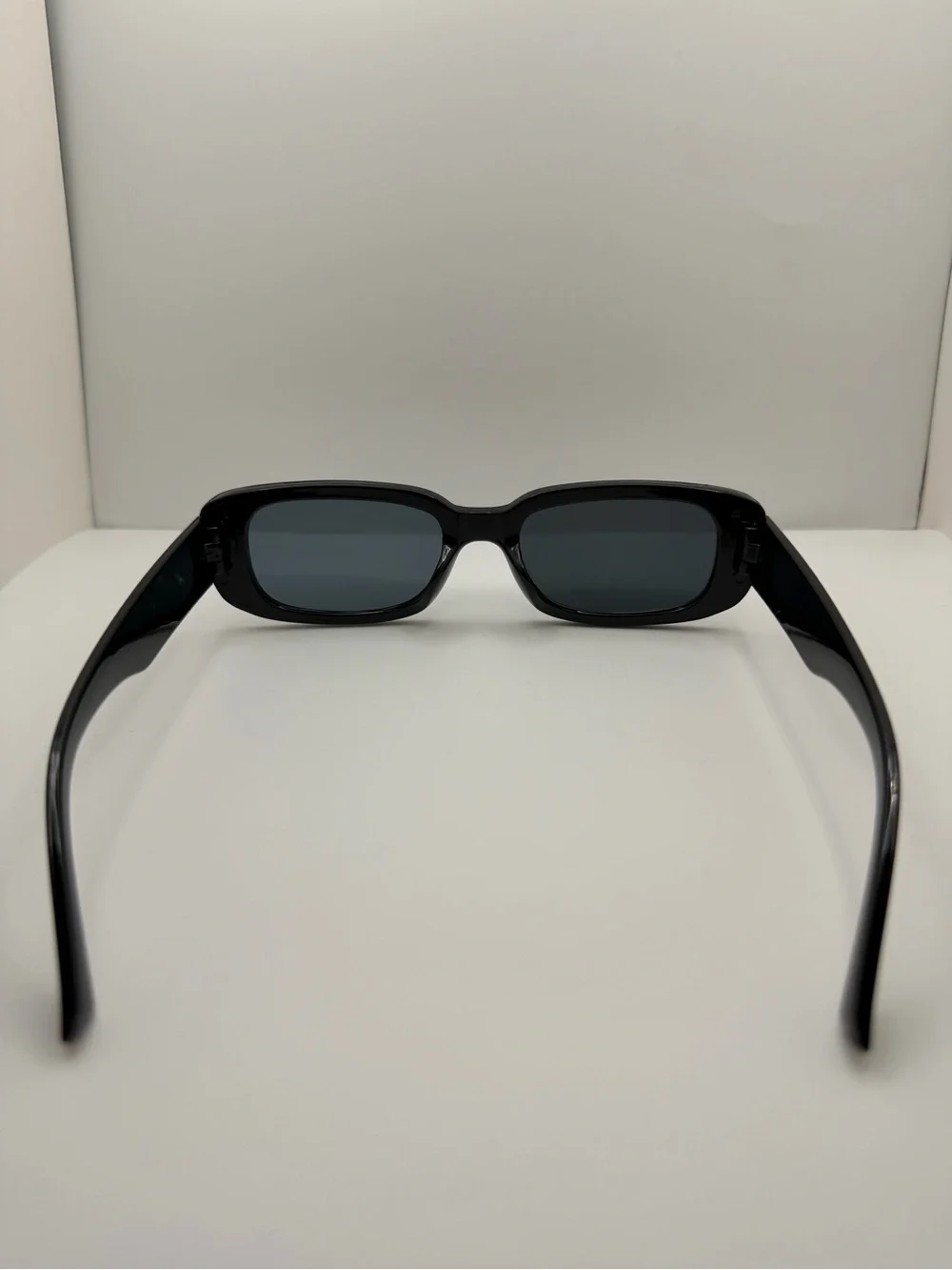 Matte Black Rectangular Sunglasses - Unbranded